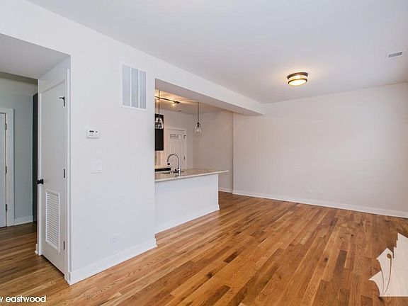3rd image of 2201 W Eastwood Ave #117