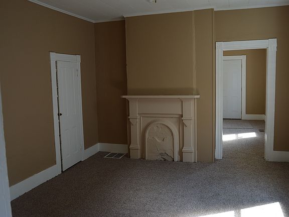 5th image of 414 Cross St
