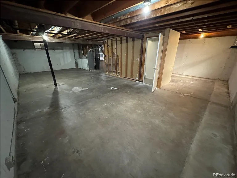 3839 S Evanston St — Photo 18