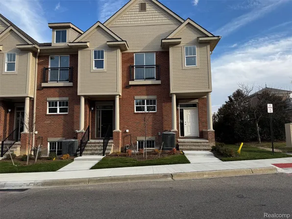 25534 Grandview Ln #41, Novi, MI 48375