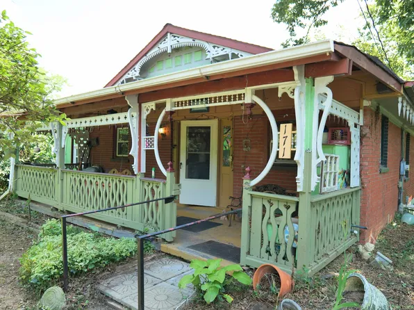 171 Miller Ln, Frankfort, KY 40601