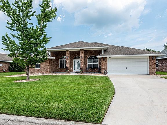 3rd image of 3264 Silverado Cir