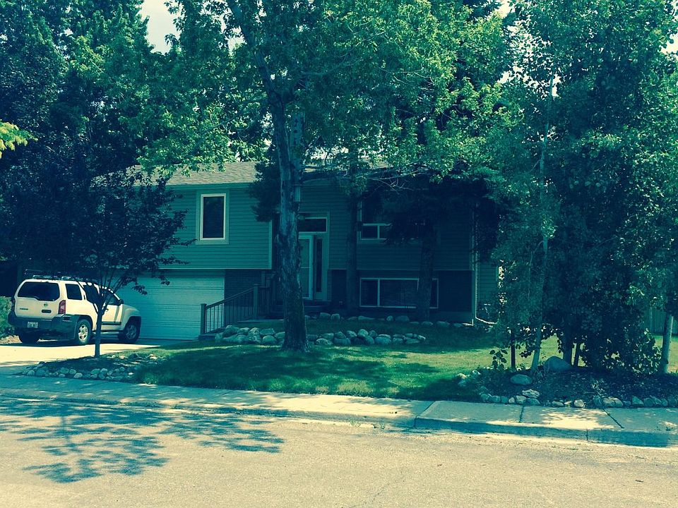1st image of 3174 E Barnhill Bay