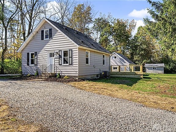 4th image of 5497 Oakes Rd
