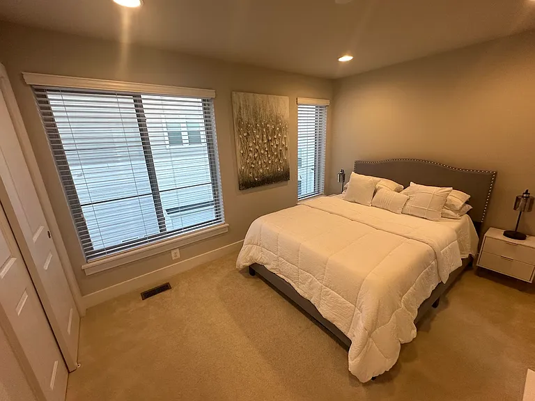 14566 Lake Vista Dr — Photo 39