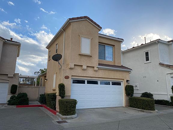2nd image of 27817 Crown Court Cir