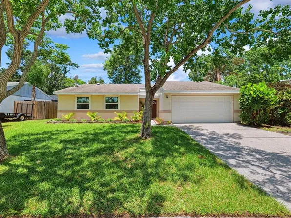 602 Timber Bay Cir W, Oldsmar, FL 34677