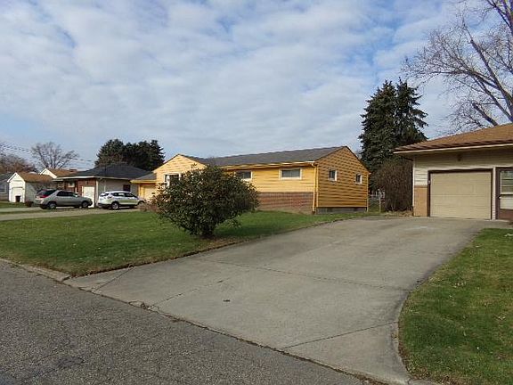 2nd image of 152 Morris Ave