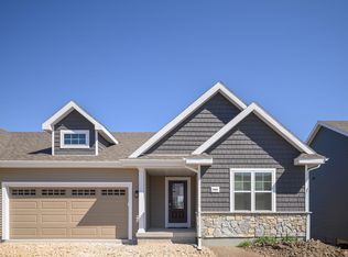 2060 Leopold Way, Sun Prairie, WI 53590