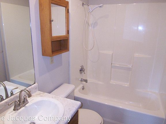 3rd image of 4159 S El Salvador Ave