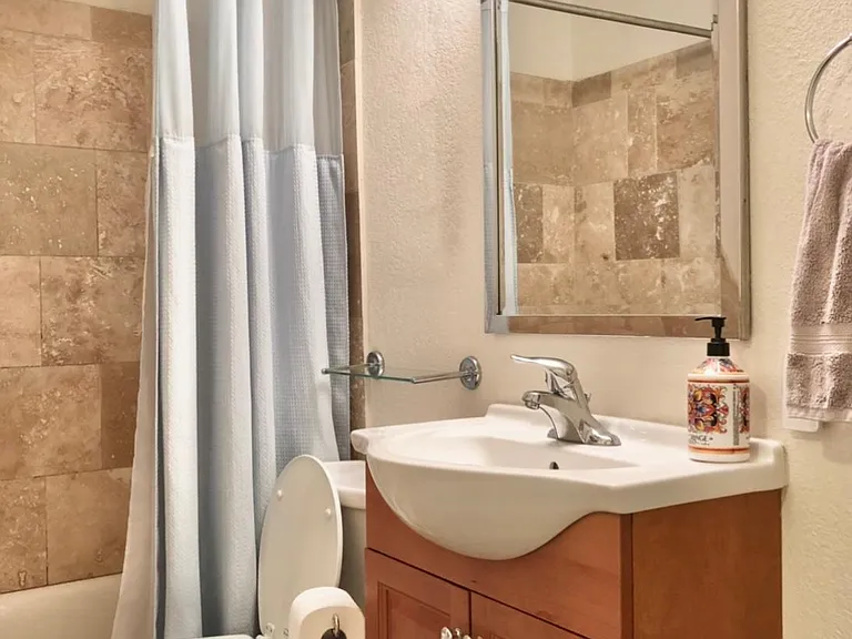 2026 NW 58th St #2 — Photo 7