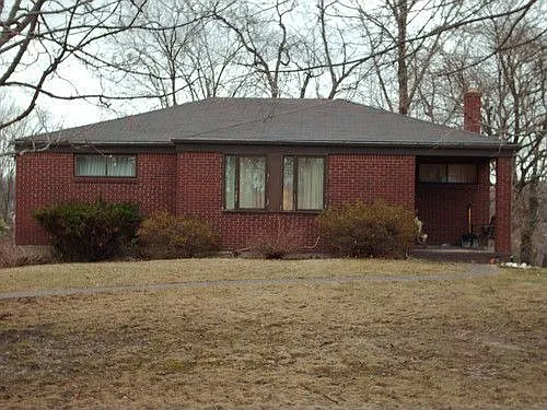 5505 Clark Ave photo 1