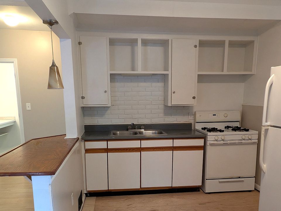 1st image of 22 Saint John St APT 3