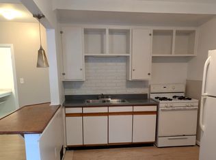 22 Saint John St APT 3, Lancaster, NY 14086