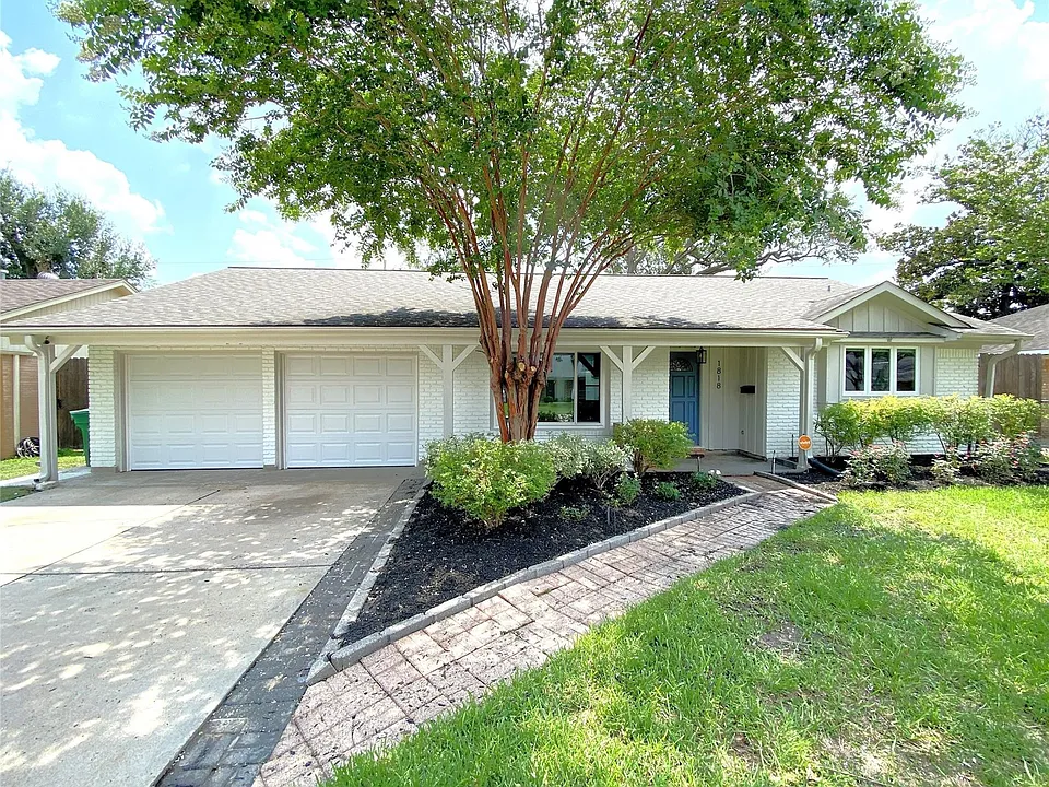 1818 Mill Creek Dr