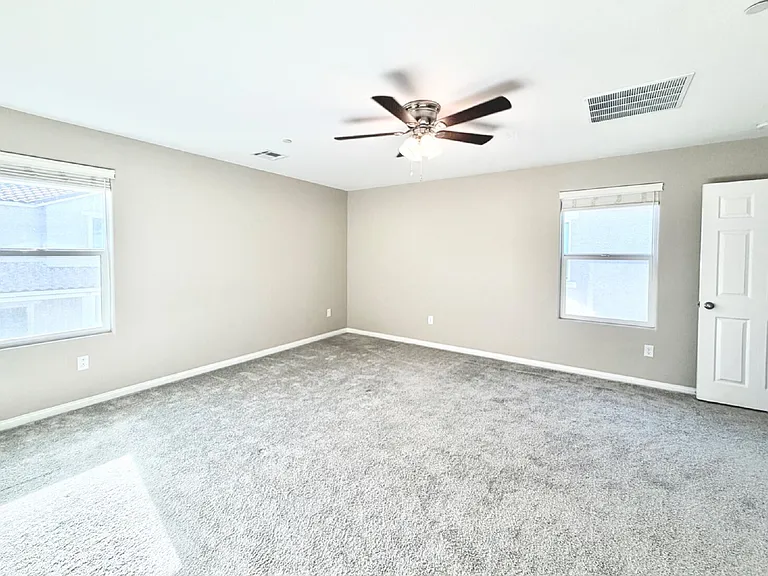 5039 Tranquil View St — Photo 30