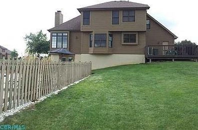 2nd image of 630 Lakeview Dr