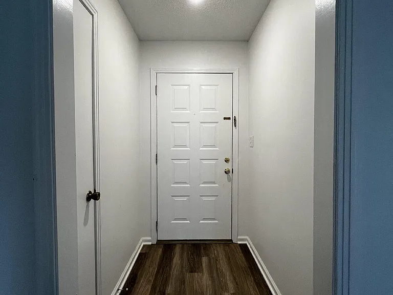 2303 Stokes Rd — Photo 9