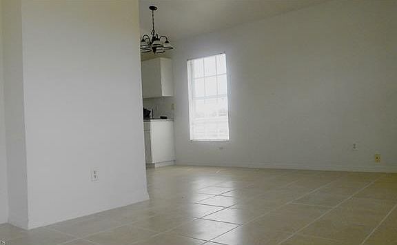 4th image of 4818 Leonard Blvd S