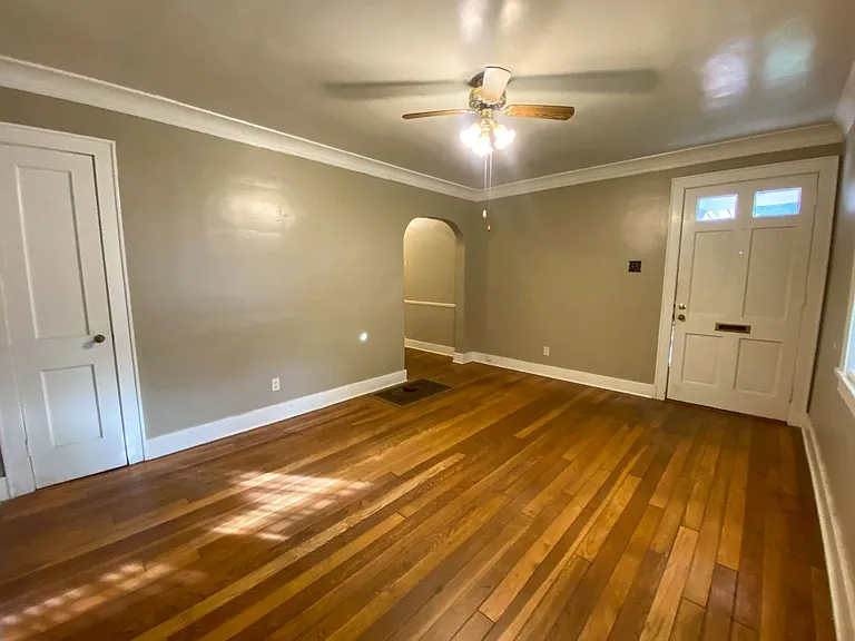 488 Ellsworth St — Photo 2