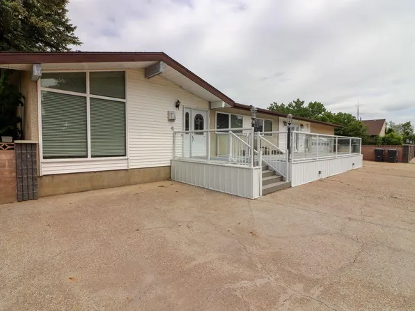 209 S 2nd Ave, Forty Mile County No. 8, AB T0K 0J0