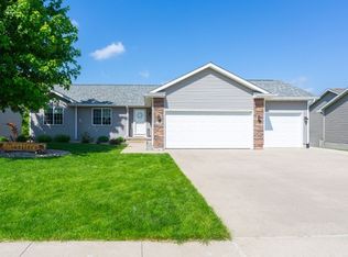218 NW Jackson Dr, Ankeny, IA 50023