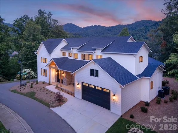 11 Magnolia View Trl, Asheville, NC 28804