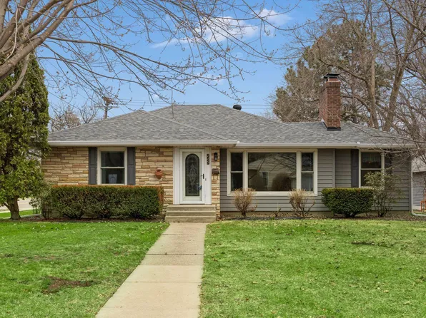 1914 Holton St, Falcon Heights, MN 55113