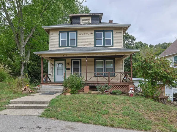 322 Washington St, Aurora, IN 47001