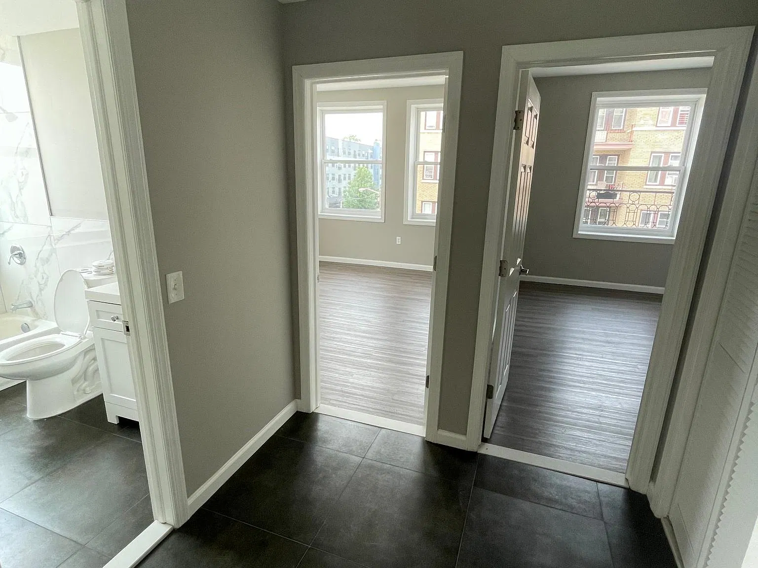 2 bed, 850 sqft, $1,900 — Photo 4