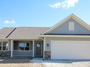 8509 Kingsway Ln, Sturtevant, WI 53177