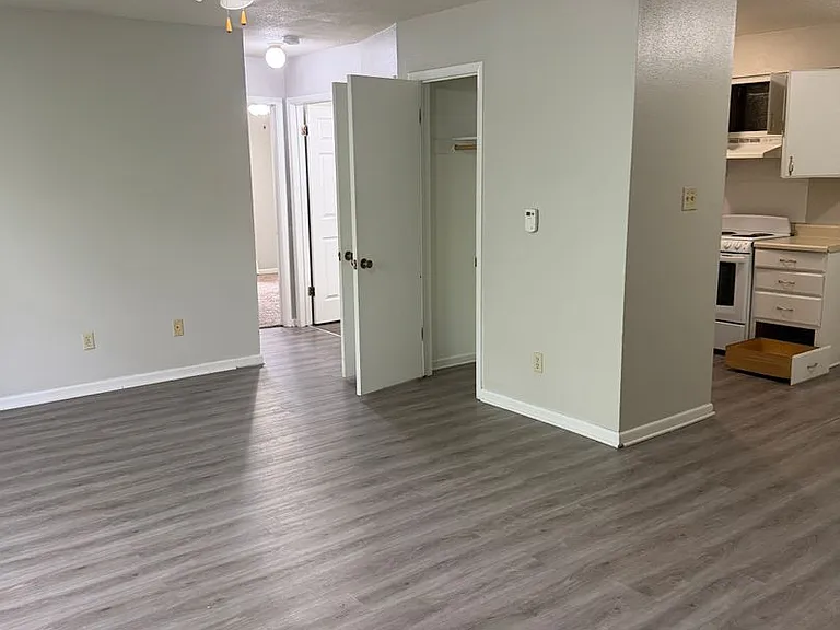 3517 University Ave #6 — Photo 25