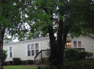 606 Galley Ct, Hampstead, NC 28443