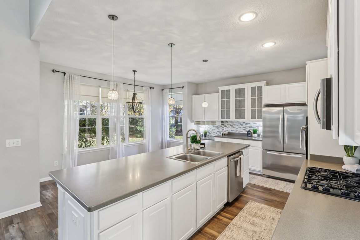 next background image