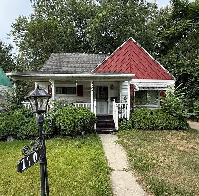 1st image of 1707 Greenbrook Ln