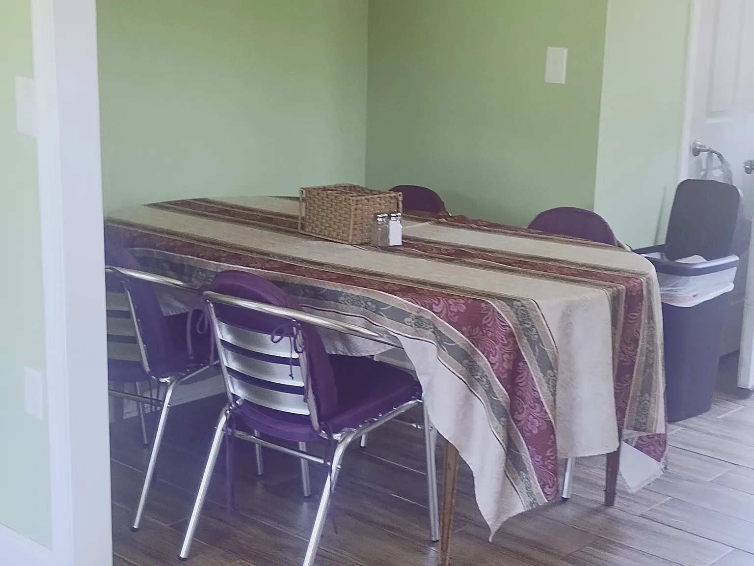 2 bed, 875 sqft, $1,000 — Photo 3