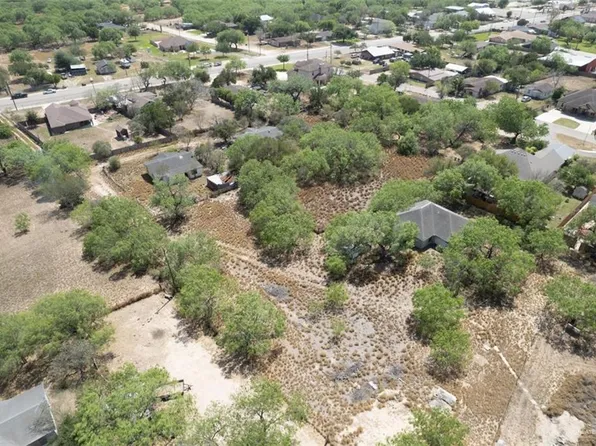 700 S Main St, Penitas, TX 78576