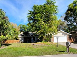 8450 Aqua Cove Ln, North Fort Myers, FL 33903