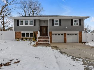 3 Jayne Avenue, Melville, NY 11747