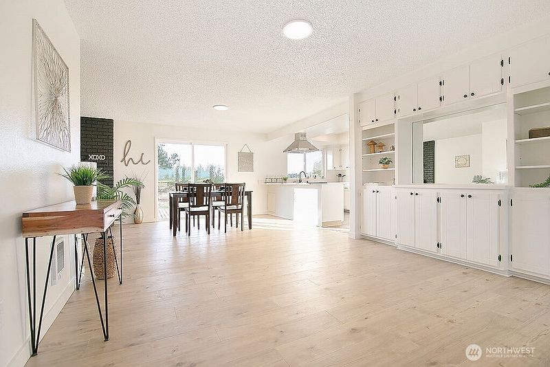 5th image of 238 Rodeo Lane
