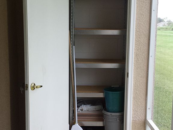 4th image of 13426 Fairway Glen Drive #104
