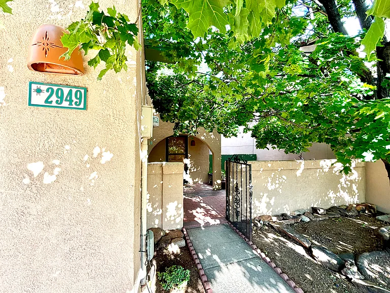 2949 Calle De Ovejas #D — Photo 20