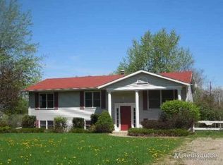 3696 Pratt Rd, Metamora, MI 48455