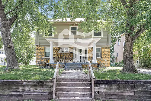 111 Spruce Ave Photo 1