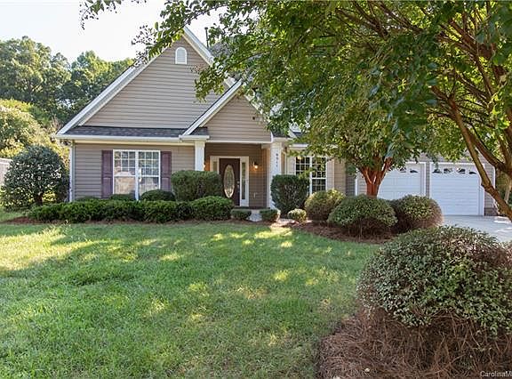 3rd image of 9511 Renick Dr