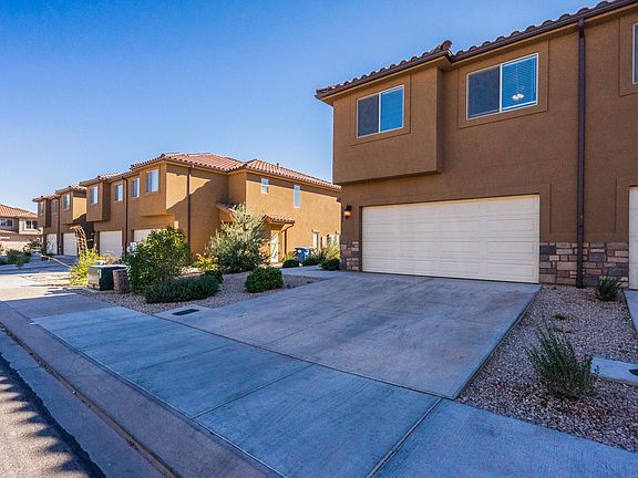 2nd image of 3925 Bella Vista Dr