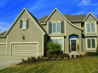 13820 Gillette St, Overland Park, KS 66221