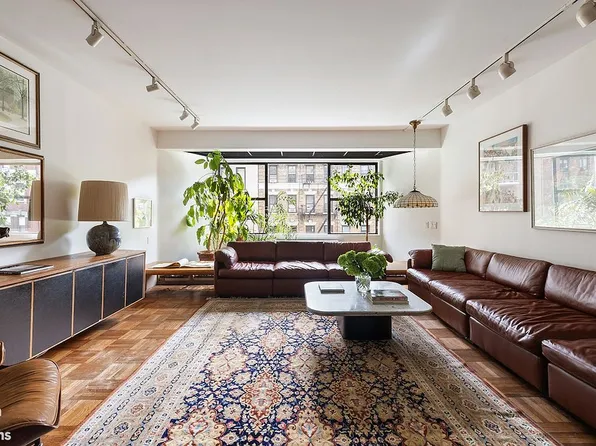 60 E End Ave APT 4C, New York, NY 10028