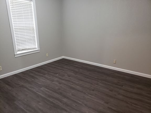 5th image of 5705 N Greenway Dr