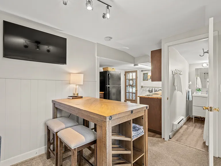 10 Cottage St #1 — Photo 25